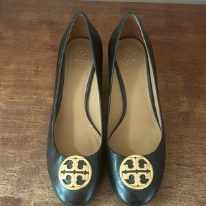 Tory Burch black wedge 8.5